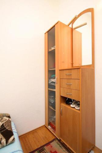 Apartments With A Parking Space Jelsa (hvar) - 8777
