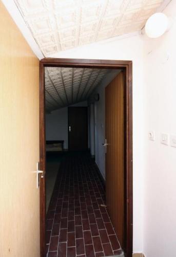 Apartments With A Parking Space Jezera (murter) - 5080