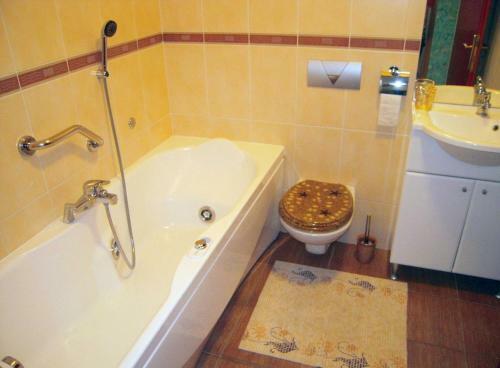 Holiday Home Jezera 5124