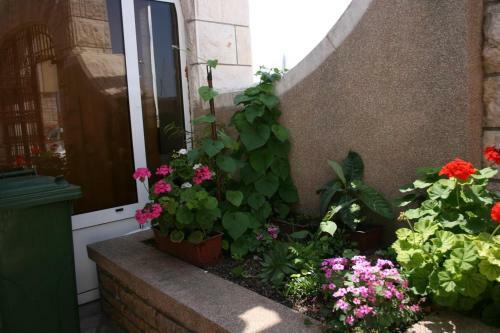 Apartments By The Sea Jezera (murter) - 5123