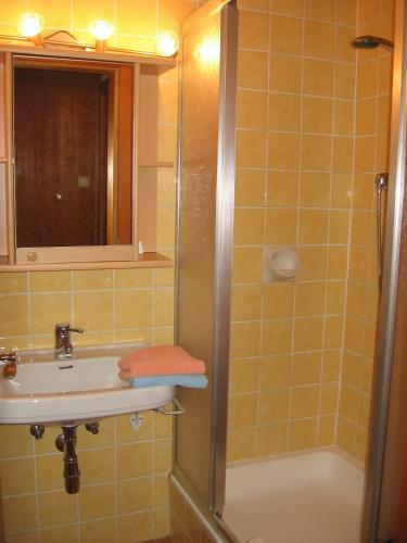Apartamento Ferienhaus Hollinger