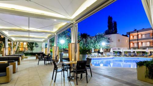 Alexander Beach Hotel & Spa
