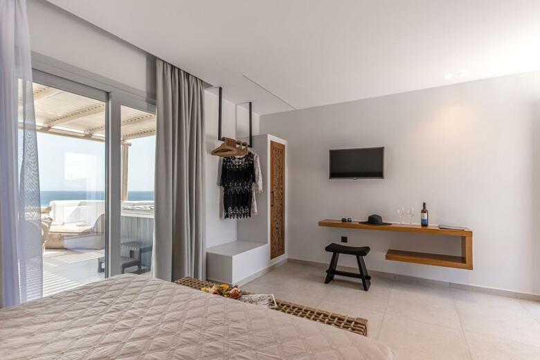 Hotel Lianos Village