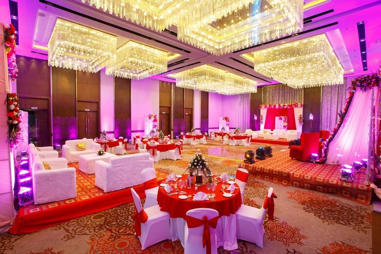 Hotel Courtyard By Marriott Agra