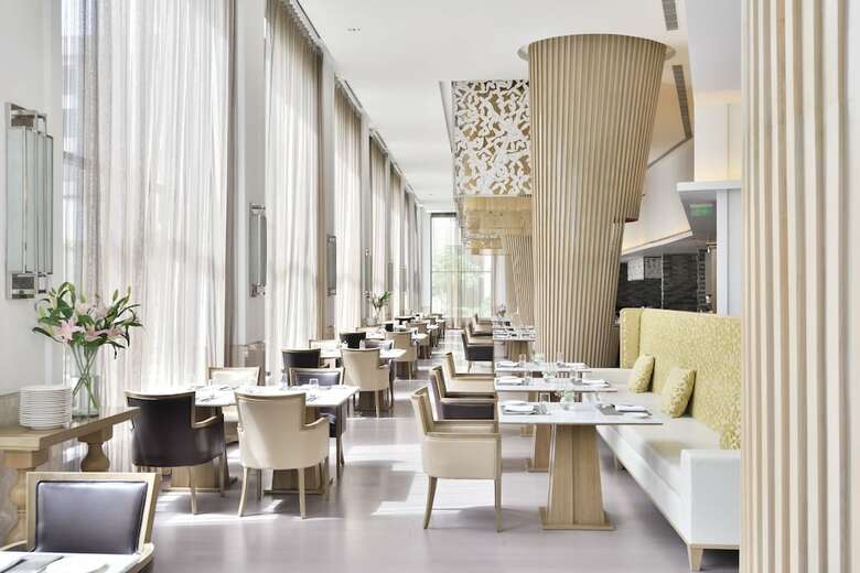 Hotel Courtyard By Marriott Agra
