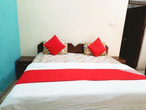 Hostal Rhine Guest House