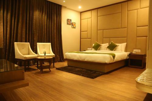 Hotel Maple Grand