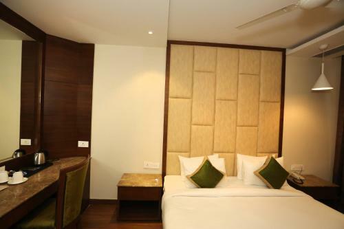 Hotel Maple Grand