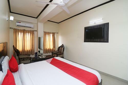 Hotel Oyo 24951 Vaibhav Palace