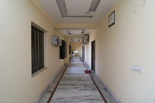 Hotel Oyo 24951 Vaibhav Palace