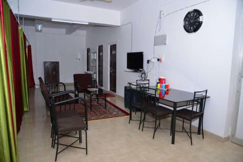 Hostal Tranquil Hospitality