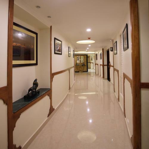 Hotel Crescent Resort