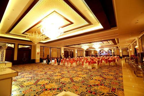 Golden Galaxy Hotels & Resorts