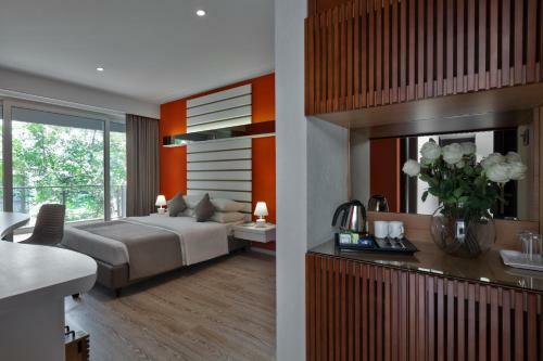 Hotel The Atara