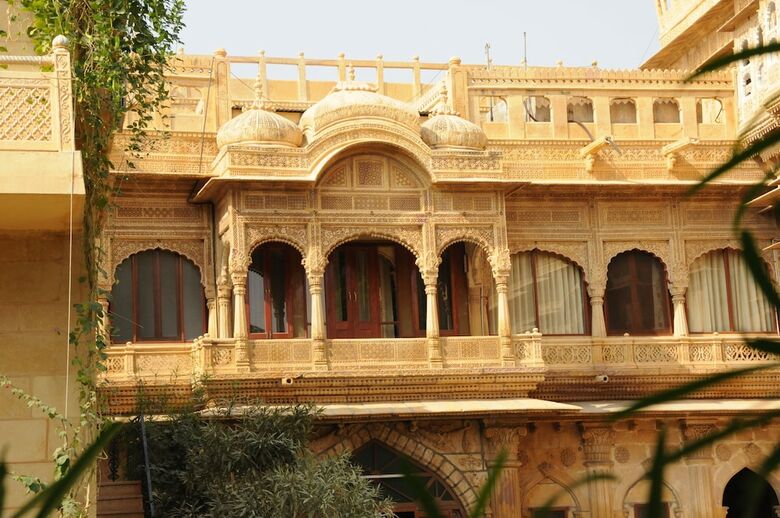 Hotel Welcomheritage Mandir Palace