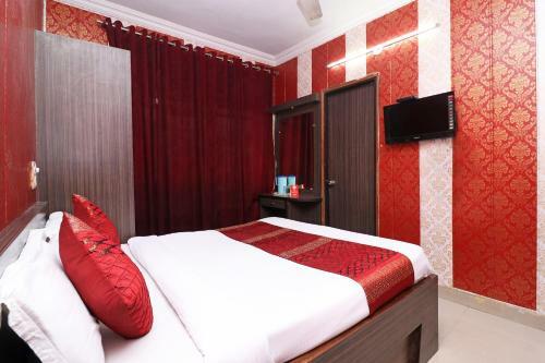 Oyo 11637 Hotel Novelty