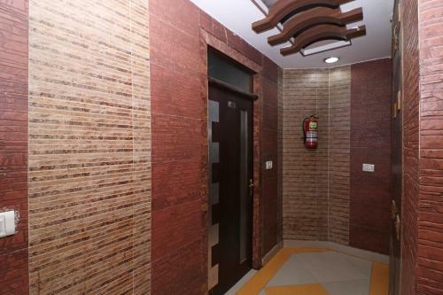 Oyo 11637 Hotel Novelty