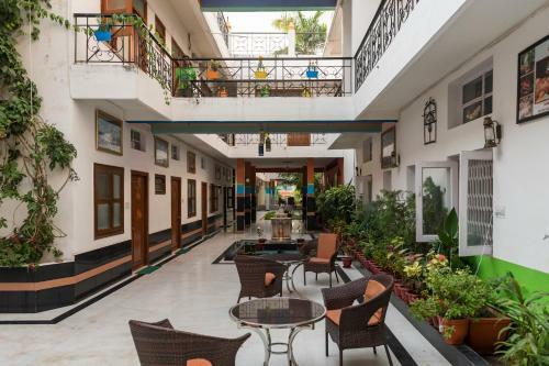 Hotel Harmony