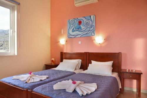 Nikos Apartments