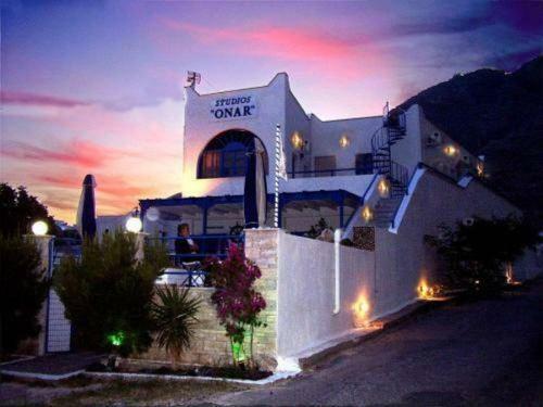 Apartamento Onar Rooms & Studios