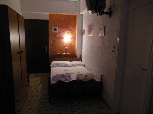 Santa Irini Hotel