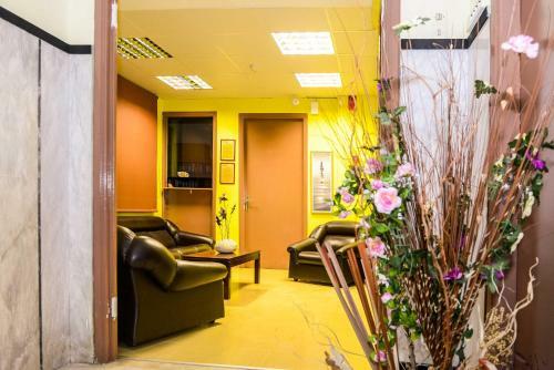 Charming Hostel Close To City Center