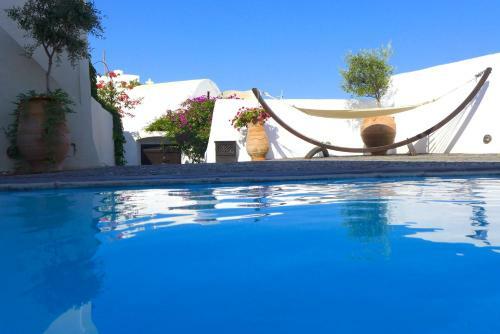 Santorini Heritage Villas