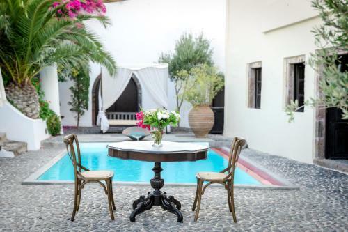 Santorini Heritage Villas