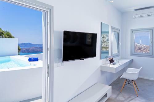 Villa Alti Santorini Suites