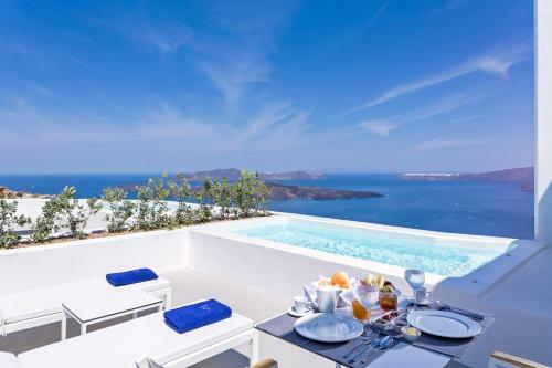 Villa Alti Santorini Suites