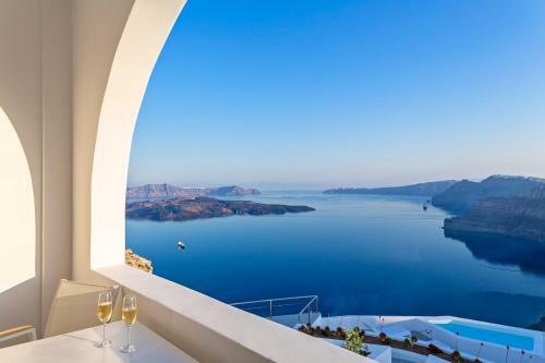 Villa Alti Santorini Suites