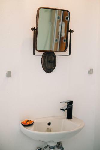 Hotel Mesanto Luxury Suites