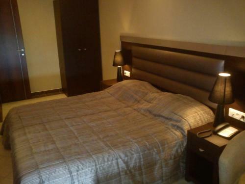 Meliton Inn Hotel & Suites