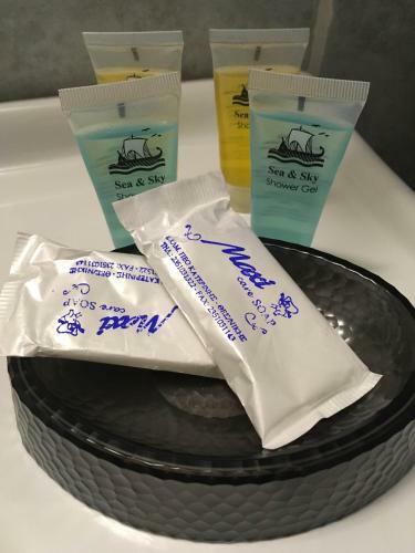 Meliton Inn Hotel & Suites