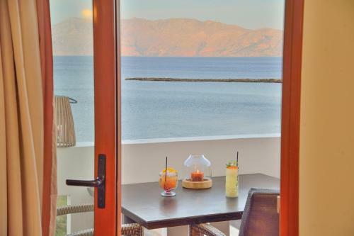 Maria Beach Hotel