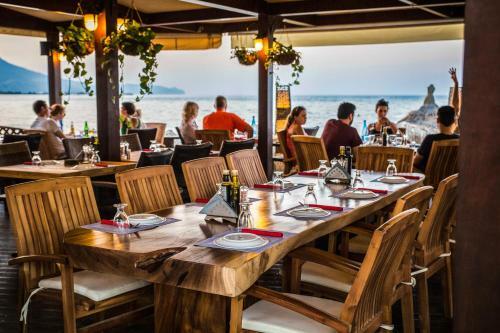 Maria Beach Hotel