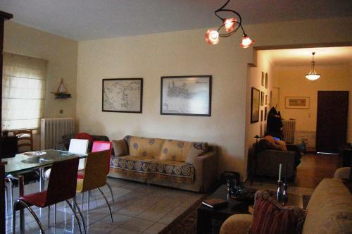 Gregos Apartment