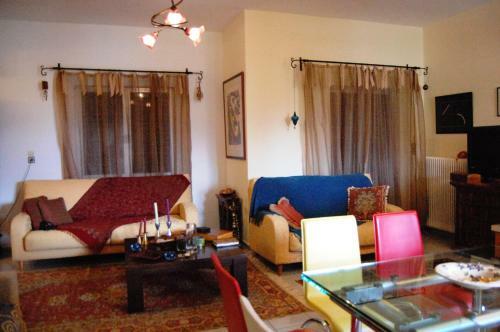 Gregos Apartment