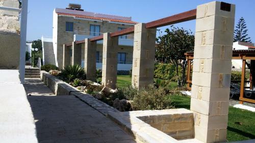 Viglia Beach Apartments