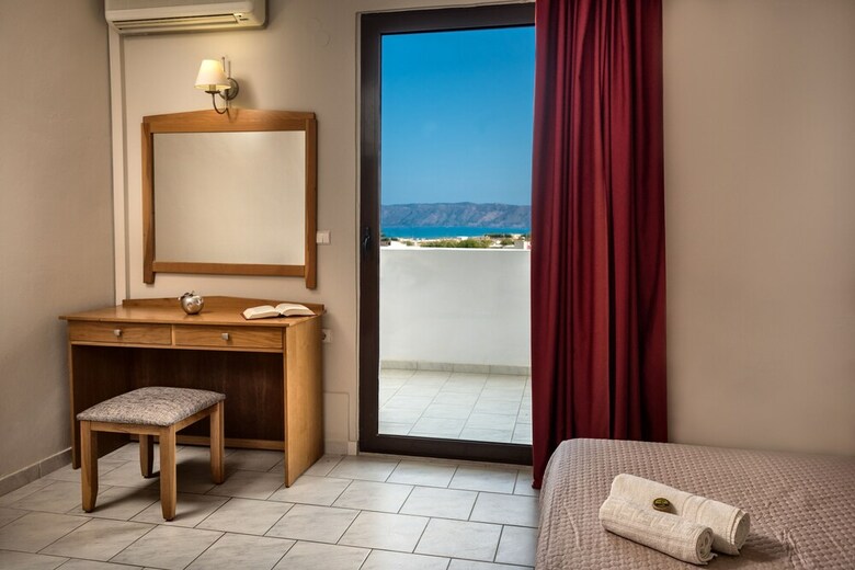 Aparthotel Mirtilos Studios & Apartments