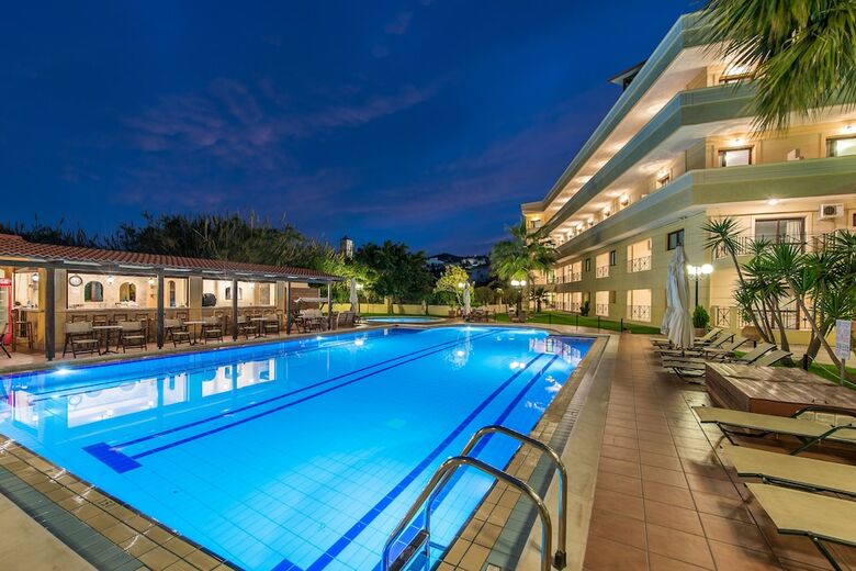 Aparthotel Mirtilos Studios & Apartments