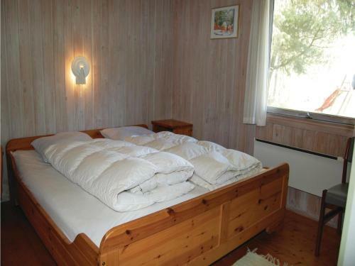 Three-bedroom Holiday Home With A Fireplace In R�m�