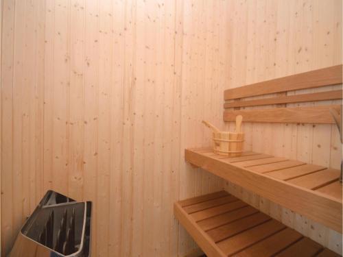 Four-bedroom Holiday Home In Vaggerlose