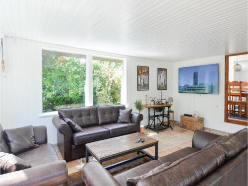 Four-bedroom Holiday Home In Vaggerlose