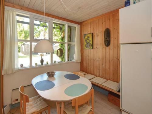 Two-bedroom Holiday Home In Vaggerlose