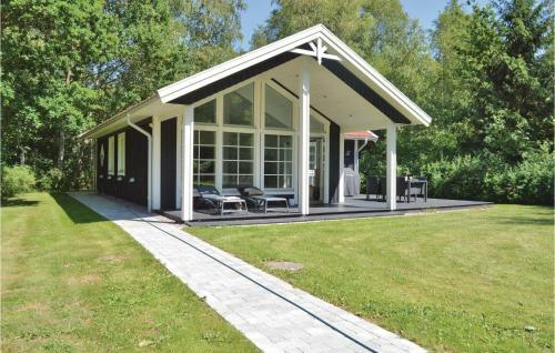 Two-bedroom Holiday Home In Frederiksvark