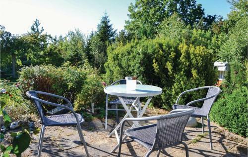 Three-bedroom Holiday Home In Gilleleje