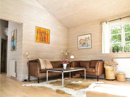 Three-bedroom Holiday Home In Gilleleje
