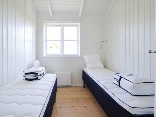 Three-bedroom Holiday Home In Grenaa