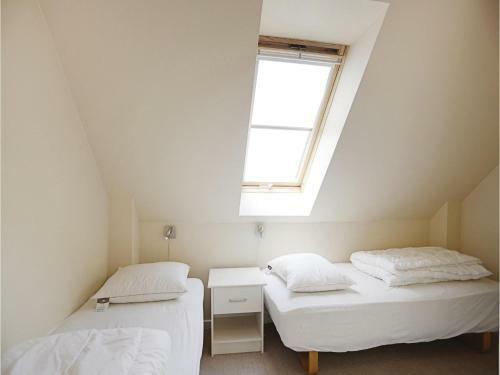 Two-bedroom Apartment In Gudhjem